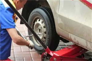 铅山附近拖车24小时服务热线电话