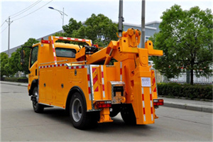 铅山高速路拖车费